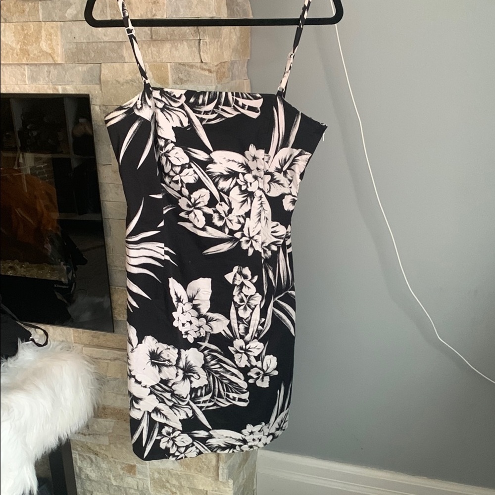 MexxFloral Black and White Dress